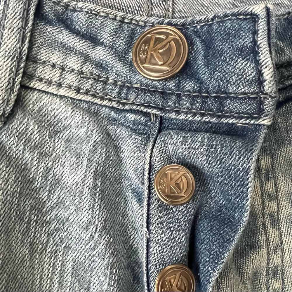 Kruder Bleach Light Wash Button Fly Jeans